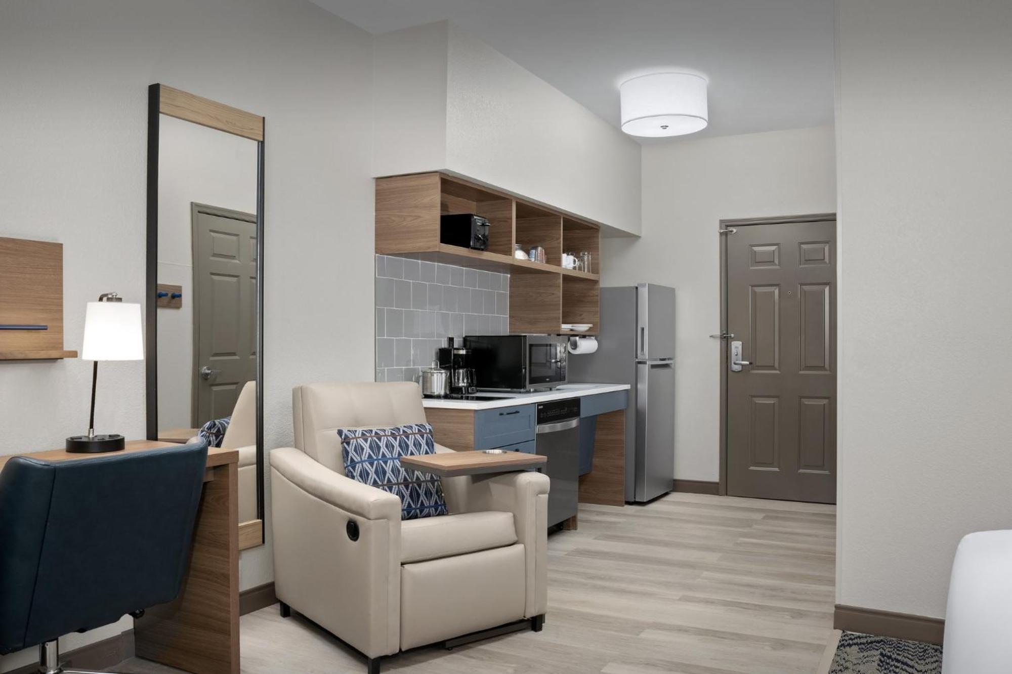 Candlewood Suites Alexandria - Fort Belvoir By Ihg Eksteriør billede